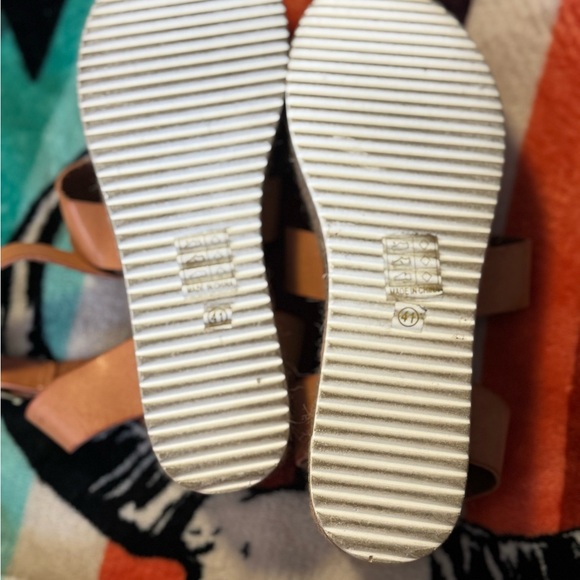 Spring Step Tan Platform Sandals - Picture 11 of 11